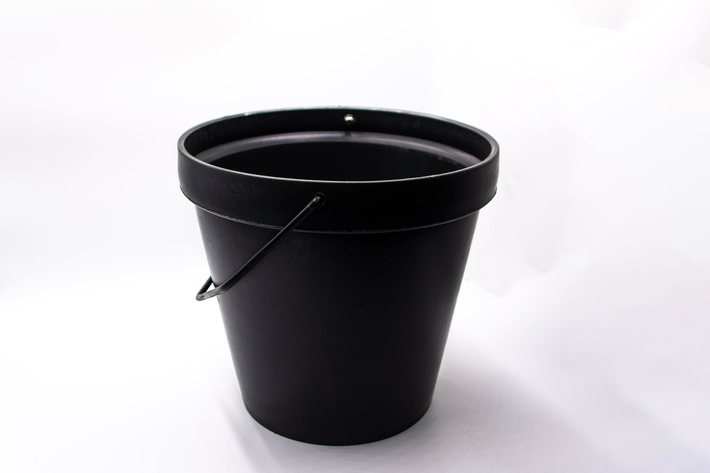 Round Bucket