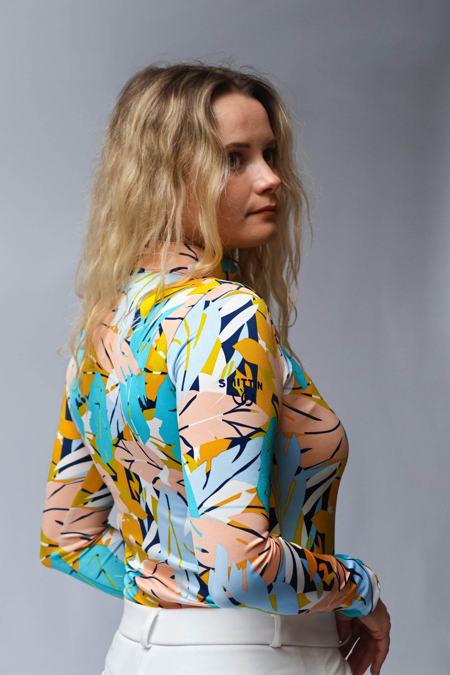 Smittin Base Layer Multicolor Leaves Print